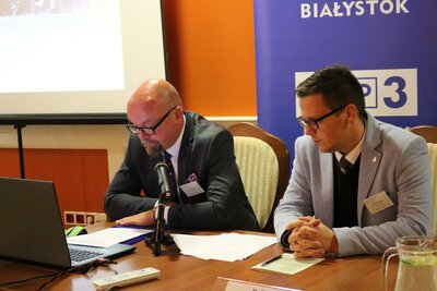 Referat wygłosił dr Paweł Perzyna