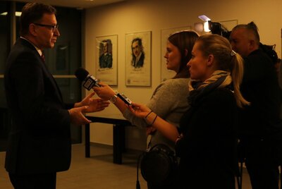 Wywiadu udziela dr Jarosław Szarek