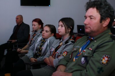 Harcerze - uczestnicy uroczystości