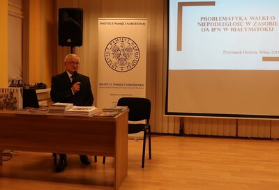 O problematyce walki o Niepodległość w zasobie Archiwum Oddziału IPN w Białymstoku opowiada Eugeniusz Korneluk