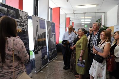 O samej wystawie opowiedziała autorka - Karolina Dobek z OBEN IPN