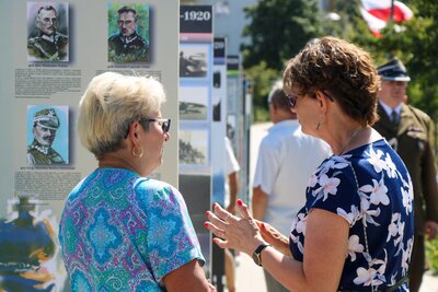 Obchody święta Wojska Polskiego w Łomży, fot. R.W.