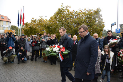 Kwiaty od władz wojewódzkich (fot. WMUW)