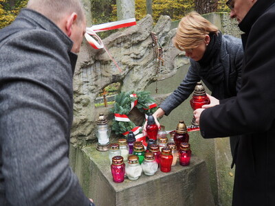 Miejsce masowych zbrodni niemieckich w Bacieczkach