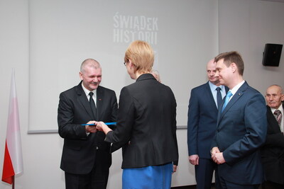 Nagrodę przyznaną śp. Michałowi Pietkiewiczowi odebrał wiceprzewodniczący Zarządu regionu Podlaskiego NSZZ „Solidarność” Eugeniusz Formajster