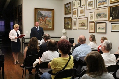 Promocję połączoną z wykładem dr. hab. Kardeli prowadziła Prezes Instytutu Józefa Piłsudskiego dr Iwona Korga