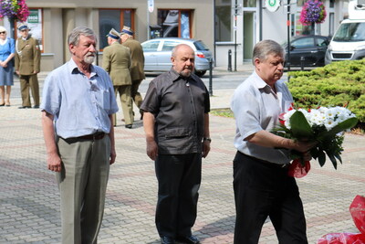 Kwiaty od członków Klubu WiR