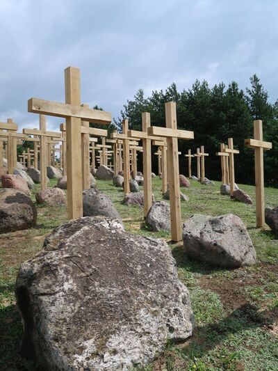 W tym roku na gibiańskim wzgórzu stanął las krzyży