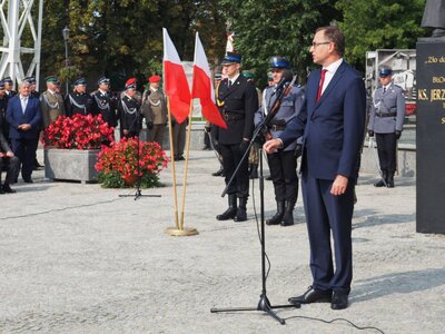 Wystąpienie Prezesa IPN dr. Jarosława Szarka