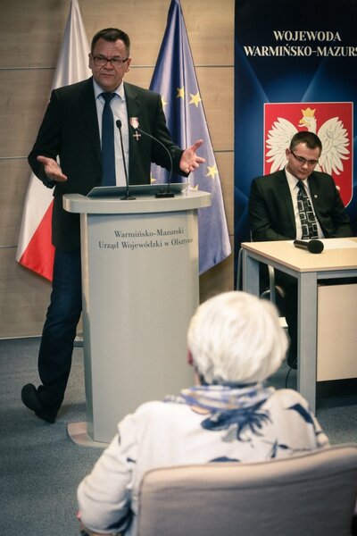 Uroczystość wręczenia Krzyży Wolności i Solidarności. Podziękowanie w imieniu odznaczonych wygłosił Jarosław Żukowski – Olsztyn, 4 października 2017. Fot. Sławomir Kasper (IPN)