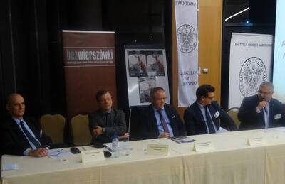 Panel V, część II - przewodniczy dr Waldemar Brenda