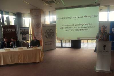 Panel VI, część II - przewodniczy dr hab. Piotr Kardela. Pierwsza głos zabiera dr Jolanta Mysiakowska-Muszyńska