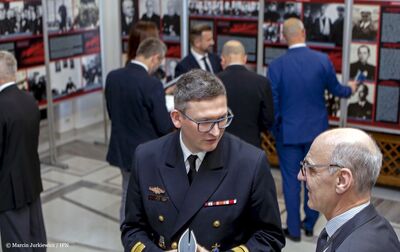Wernisaż wystawy „Zbrodnie komunistyczne w Marynarce Wojennej w okresie stalinowskim” w Sejmie RP – 9 stycznia 2018. Fot. Marcin Jurkiewicz (IPN)