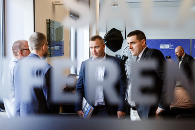 Promocja książki „Brudne wspólnoty. Przestępczość zorganizowana w PRL w latach siedemdziesiątych i osiemdziesiątych XX w.” – Warszawa, 6 czerwca 2018. Fot. Sławek Kasper (IPN)