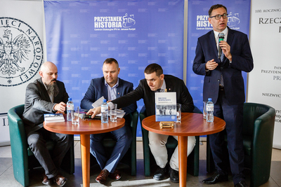 Promocja książki „Brudne wspólnoty. Przestępczość zorganizowana w PRL w latach siedemdziesiątych i osiemdziesiątych XX w.” – Warszawa, 6 czerwca 2018. Fot. Sławek Kasper (IPN)