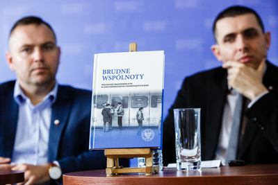 Promocja książki „Brudne wspólnoty. Przestępczość zorganizowana w PRL w latach siedemdziesiątych i osiemdziesiątych XX w.” – Warszawa, 6 czerwca 2018. Fot. Sławek Kasper (IPN)