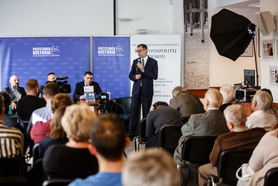 Promocja książki „Brudne wspólnoty. Przestępczość zorganizowana w PRL w latach siedemdziesiątych i osiemdziesiątych XX w.” – Warszawa, 6 czerwca 2018. Fot. Sławek Kasper (IPN)