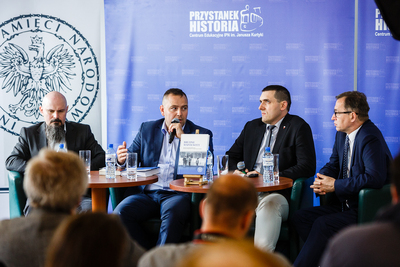 Promocja książki „Brudne wspólnoty. Przestępczość zorganizowana w PRL w latach siedemdziesiątych i osiemdziesiątych XX w.” – Warszawa, 6 czerwca 2018. Fot. Sławek Kasper (IPN)