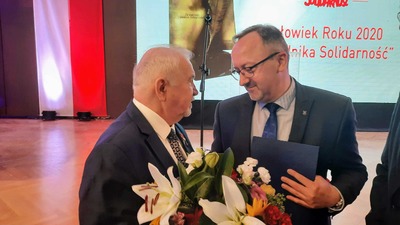 Andrzej Rozpłochowki i wiceprezes IPN dr hab. Karol Polejowski