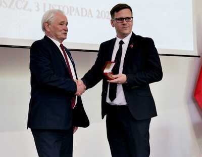 Konferencja naukowa w 40. rocznicę powołania Wojskowych Obozów Internowania