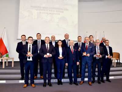 Konferencja naukowa w 40. rocznicę powołania Wojskowych Obozów Internowania