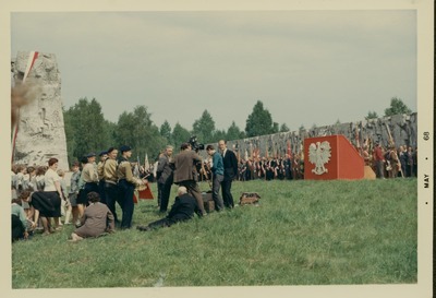 Jak komuniści wykorzystywali niemieckie zbrodnie, aby legitymizować swą władzę? 12 maja 1968 r. Zenon Kliszko w Sztutowie zamiast mówić o tragicznym losie więźniów, nawiązywał do antysemickiej nagonki, jaka wówczas miała miejsce w Polsce. To był tylko jeden z przykładów. Między innymi o zmianach i interpretacjach w pamięci o wojnie na Pomorzu chcemy porozmawiać w czasie konferencji naukowej „Powojnie pomorskiej pamięci. Historia i upamiętnianie II wojny światowej na Pomorzu Gdańskim 1945–2020”