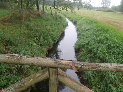 Na mostku partyzanci wystawiali wartę.