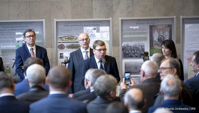 Wernisaż wystawy „I nazywali to Wojskiem Polskim…! Wojskowe Obozy Internowania w Polsce (1982-1983)...” – Warszawa, 8–13 listopada 2017. Fot. Marcin Jurkiewicz (IPN)