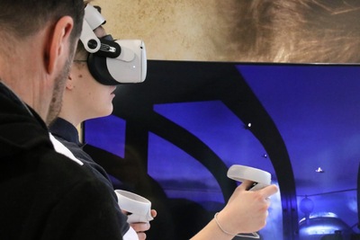 Zajęcia z wykorzystaniem mobilnych skrzyń z immersyjną edukacją historyczną.