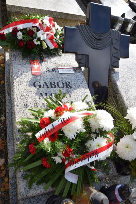 „Tobie Polsko” — hołd dla powstańca śląskiego śp. sierż. sztab. Alojzego Gabora – Mikołów, 12 października 2021 „Tobie Polsko” — hołd dla powstańca śląskiego śp. sierż. sztab. Alojzego Gabora – Mikołów, 12 października 2021