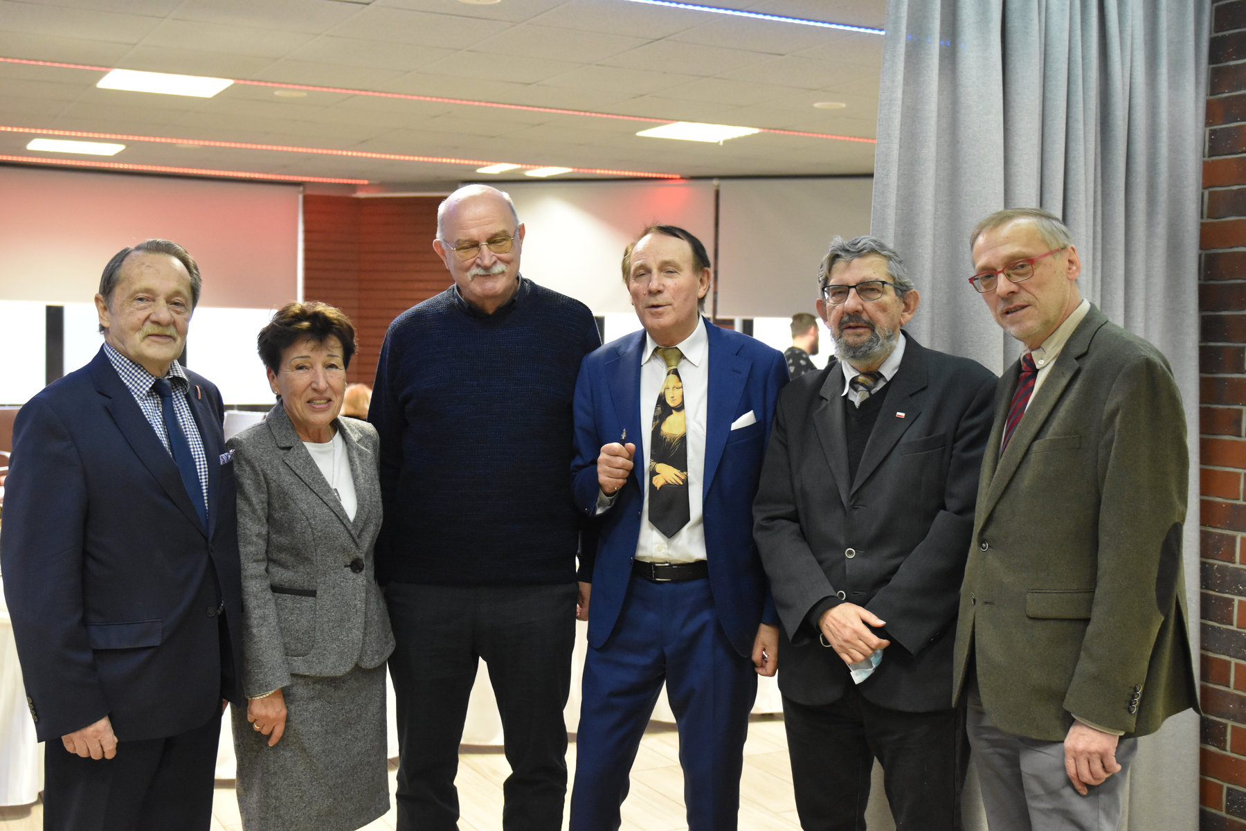 Uroczystość odsłonięcia tablicy informacyjnej upamiętniającej kadetów lwowskich Fot. Krzysztof Łojko Uroczystość odsłonięcia tablicy informacyjnej upamiętniającej kadetów lwowskich Fot. Krzysztof Łojko