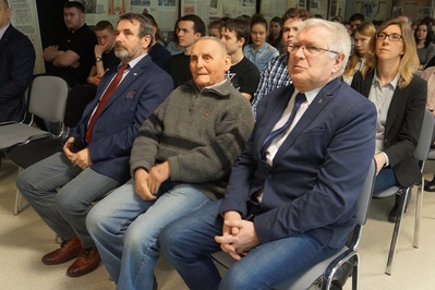 Od lewej: ppor. Janusz Kwapisz, Włodzimierz Kapczyński oraz Jan Musiał.