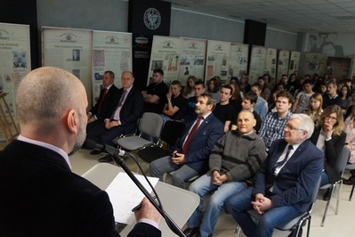 Prezentacja monety kolekcjonerskiej NBP upamiętniającej gen. Augusta Emila Fieldorfa „Nila”.