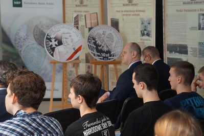 Prezentacja monety kolekcjonerskiej NBP upamiętniającej gen. Augusta Emila Fieldorfa „Nila”.