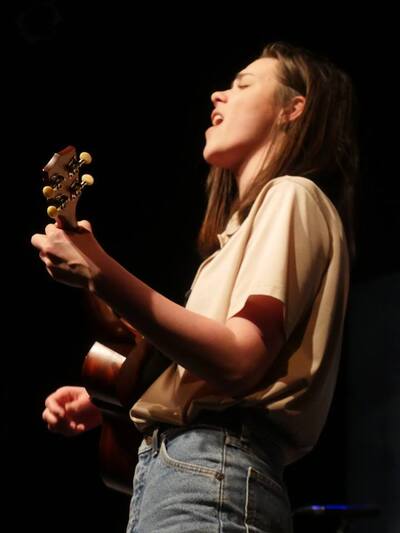 Występ finałowy Julii Miki, laureatki w kategorii  „Solista“.