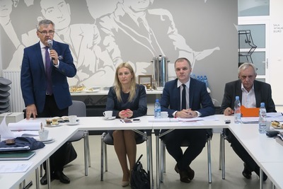 Od lewej: dr Andrzej Sznajder (IPN Katowice), Magdalena Szewczuk-Szturc (ŚUW Katowice), Robert Ciupa (ŚCWiS), Stanisław Twardoch (IPN Katowice).