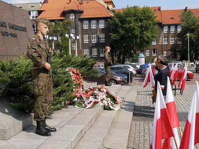 Uroczystość upamiętniająca 79. rocznicę śmierci Wojciecha Korfantego.