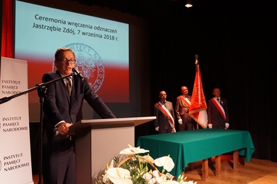 Uroczystość wręczenia Krzyży Wolności i Solidarności w Jastrzębiu-Zdroju.