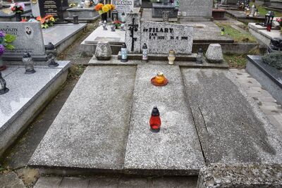 Grób Jana Filarego przed remontem.