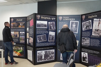 Otwarcie wystawy „Zgładzona formacja. Policja Województwa Śląskiego 1922–1939” w Przystanku IPN w Katowicach.