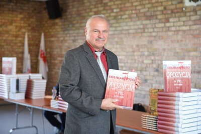 Promocja książek „Radykałowie »Solidarności«…” oraz  tomu  3 Encyklopedii Solidarności.