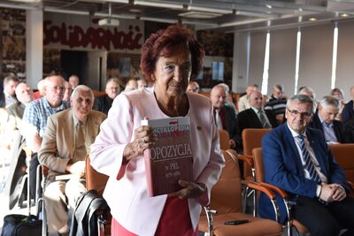 Promocja książek „Radykałowie »Solidarności«…” oraz  tomu  3 Encyklopedii Solidarności.