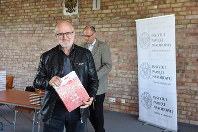 Promocja książek „Radykałowie »Solidarności«…” oraz  tomu  3 Encyklopedii Solidarności.