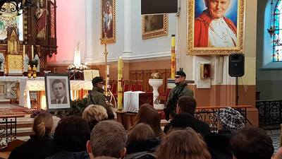 Uroczystość pogrzebowa śp. Bronisława Klimczaka „Sokoła“.