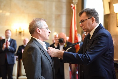 Uroczystość wręczenia Krzyży Wolności i Solidarności w Katowicach.