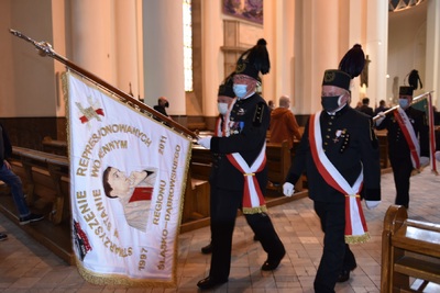 Uroczysta msza św. koncelebrowana pod przewodnictwem metropolity katowickiego abp. Wiktora Skworca, z udziałem sygnatariuszy Porozumienia Jastrzębskiego i Porozumienia Katowickiego została odprawiona w Archikatedrze Chrystusa Króla w Katowicach. Fot. M. Kobylańska