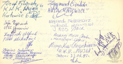 Pamiętnik z wpisami internowanych odnaleziony w aktach Józefa Bujoczka, pracownika KWK „Julian”, internowanego w Zabrzu-Zaborzu i Uhercach (AIPN Ka 043/985, t. 2, k. 7/29).