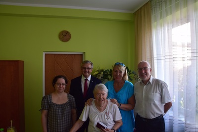 Wręczenia Krzyża Wolności i Solidarności Barbarze Hołdzie w Chorzowie, 30 czerwca