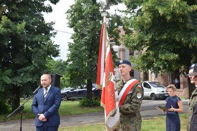 Odsłonięcie tablicy w miejscu niemieckiego obozu w byłej fabryce Schoena – Sosnowiec, 16 lipca 2021