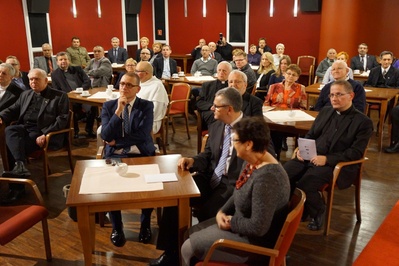 Pokaz premierowy filmu dokumentalnego „Prorok nie umiera – ks. Franciszek Blachnicki”.